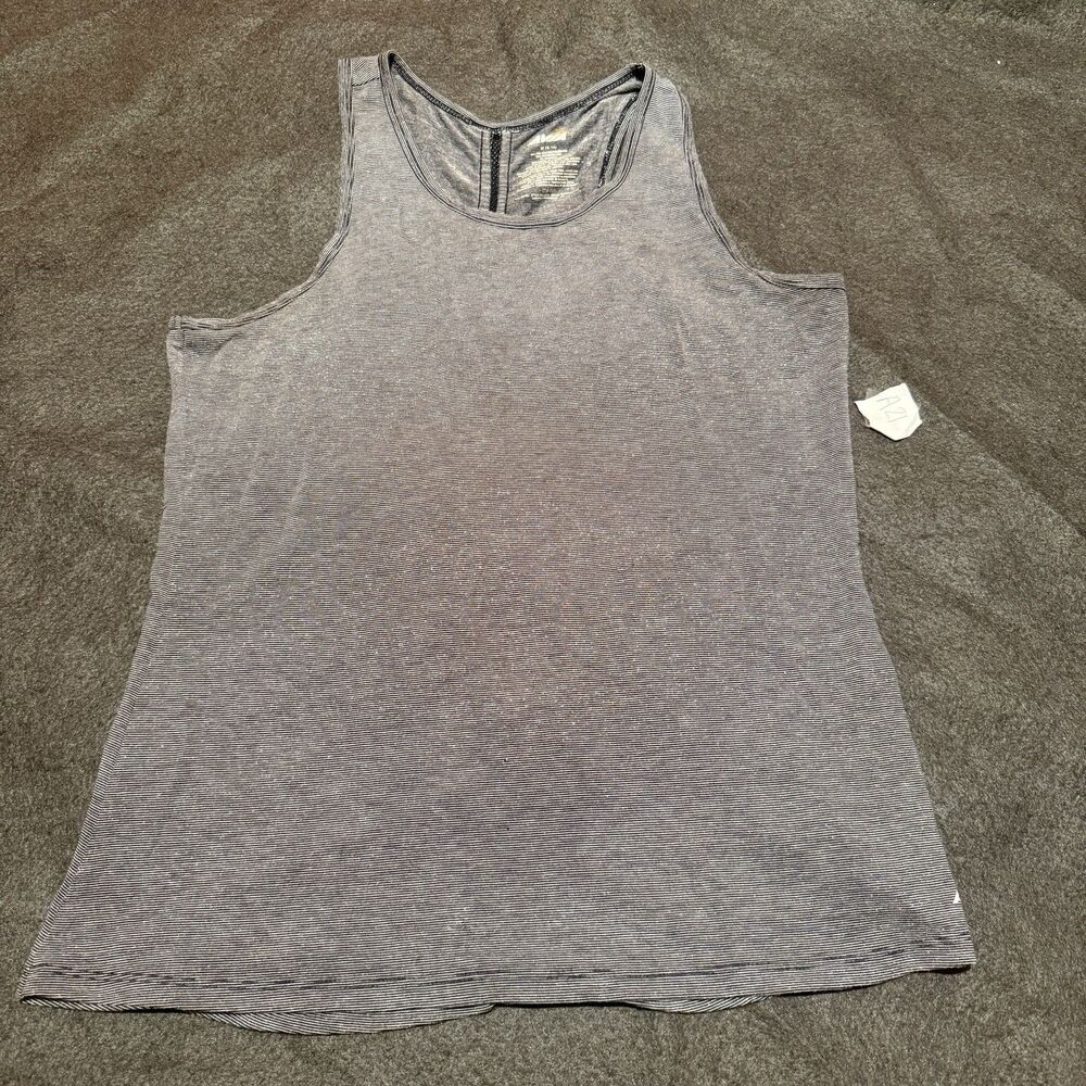 Avia Womens Tank Top M Medium 8/10 Black White Striped Activewear Sleeveless